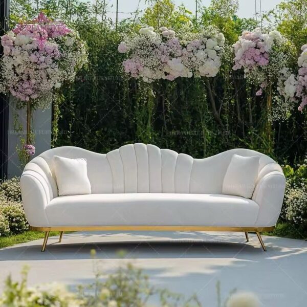 Luxury Shell Design Velvet Sofa